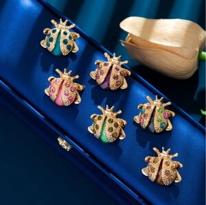🆕️🐞 SET OF 6 JEWEL TONE LADY BUG BROOCHES / PINS 🐞